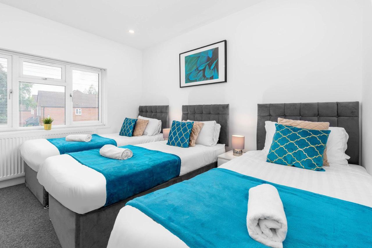 5 Bedroom House - 10 Guests - Multiple Off Street Parking - Garden - Smart Tv - Wifi - Contractors - Families - Groups Birmingham Ngoại thất bức ảnh